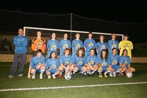 El equipo femenino del Sporting de Mahón.