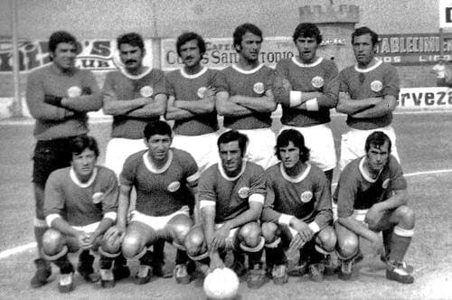 Plantilla de la temporada 75/76.